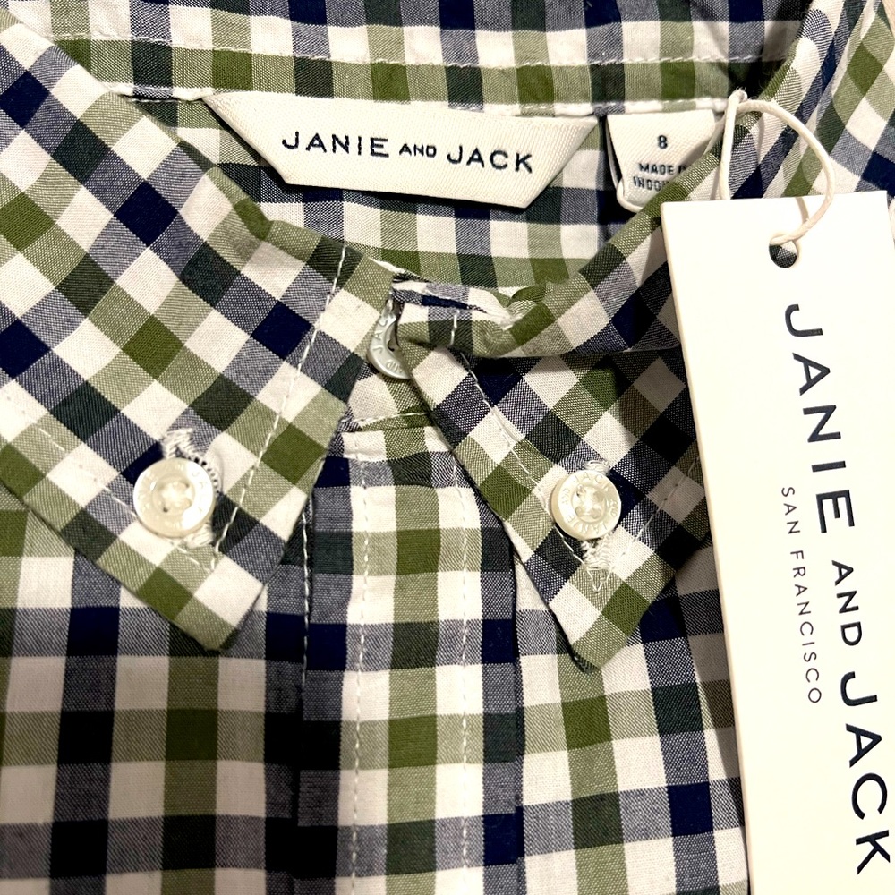 New with tags Janie & Jack button up. Blue and dark green checkered. Size 8t